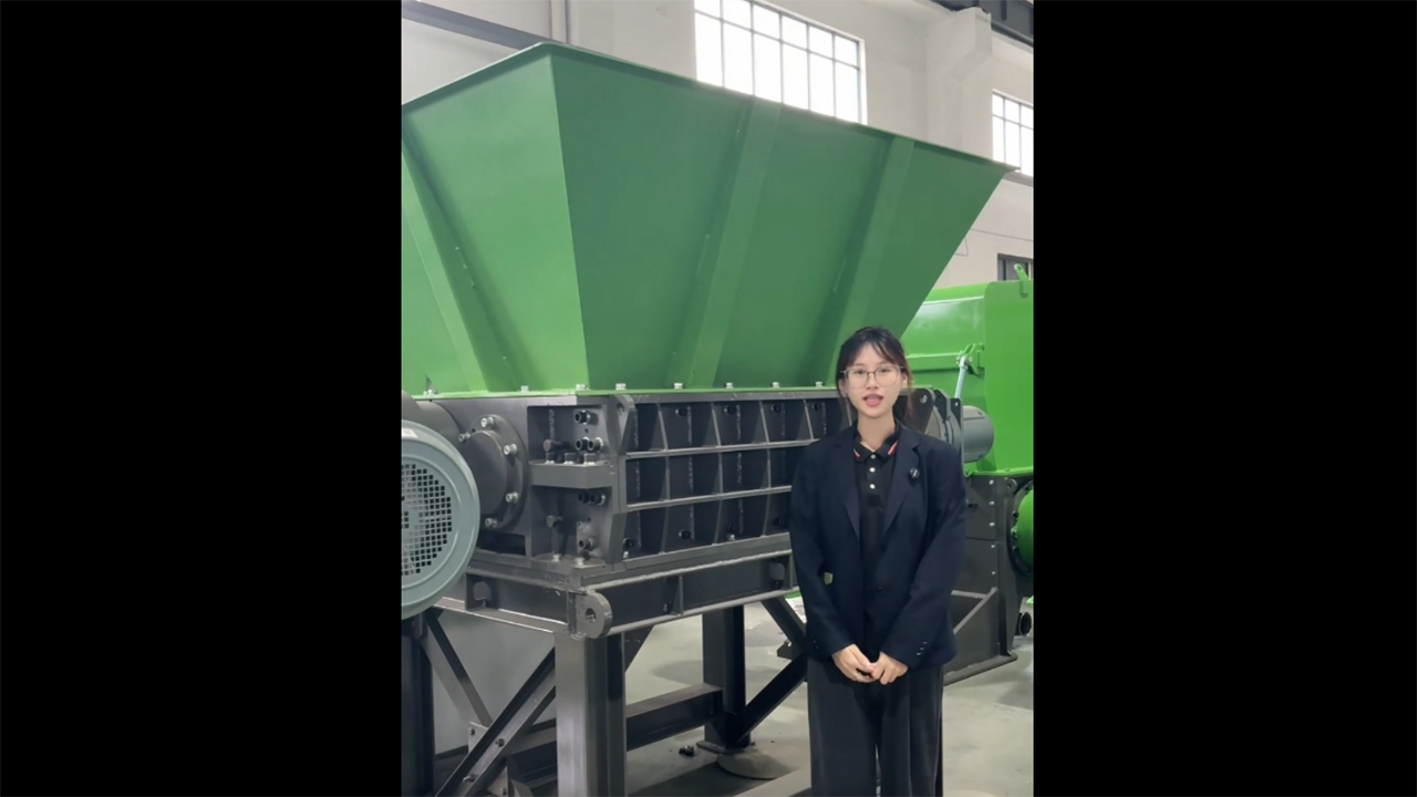 ذو محورين آلة تمزيق