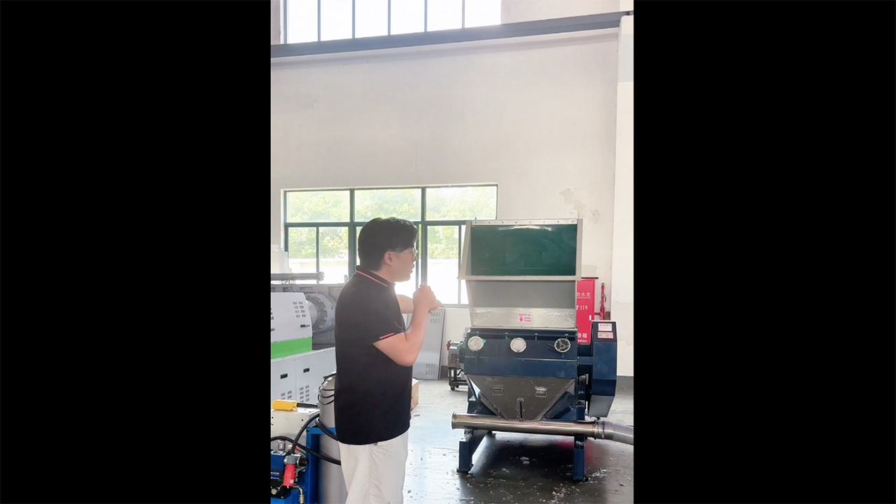 سحق الجانب تغذية المحبب